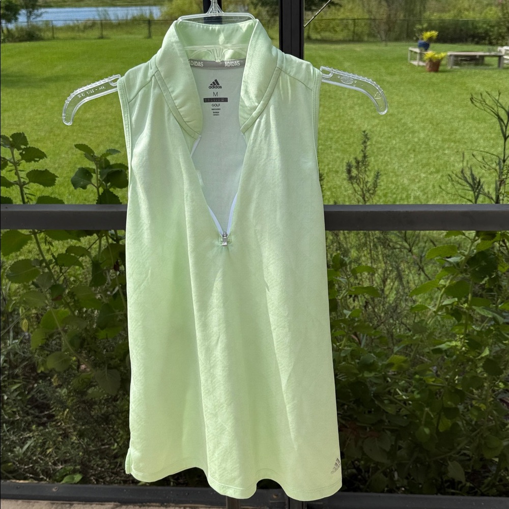 Adidas Women's medium Sleeveless 1/4 Zip mint green Performance Golf Shirt